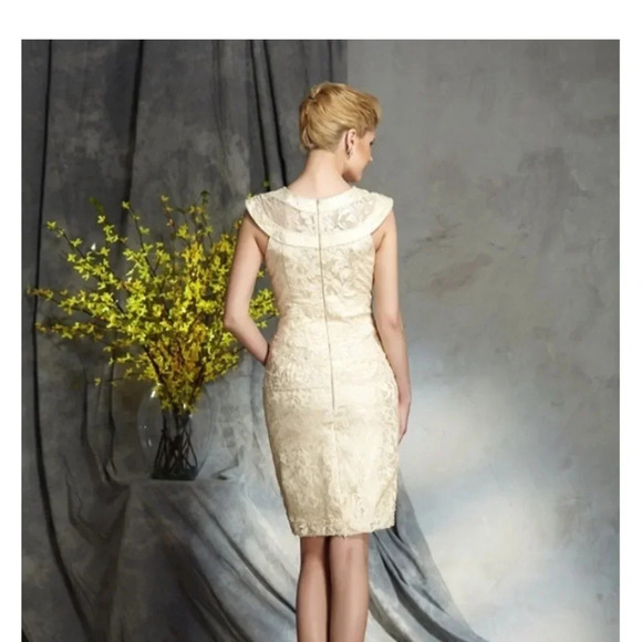 NWOT Formal/cocktail stunning green sheath… - Picture 4 of 12